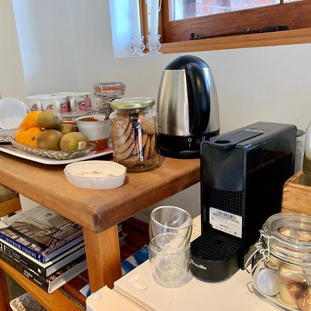 Mill Cottage - Boutique Accommodation And Garden 阿卡罗阿 外观 照片