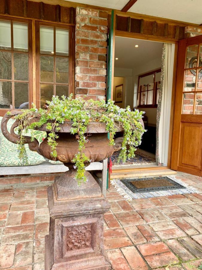 Mill Cottage - Boutique Accommodation And Garden 阿卡罗阿 外观 照片